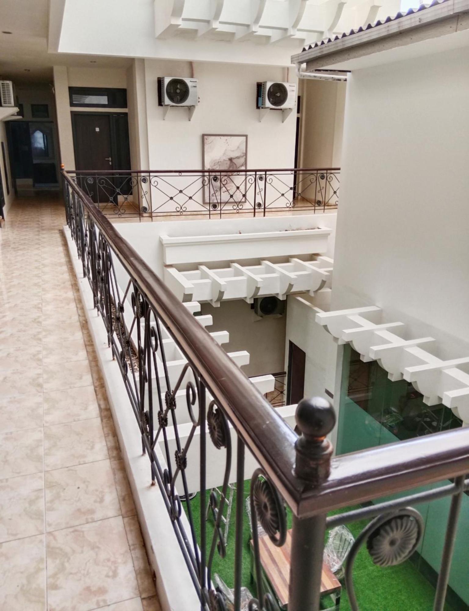 Andita Syariah Hotel 泗水 外观 照片