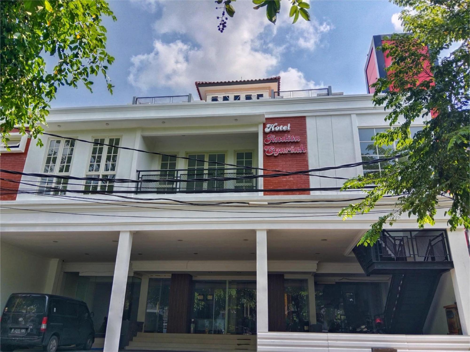 Andita Syariah Hotel 泗水 外观 照片