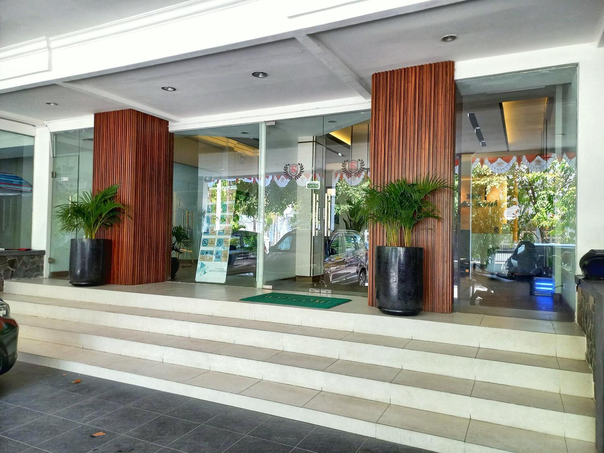 Andita Syariah Hotel 泗水 外观 照片